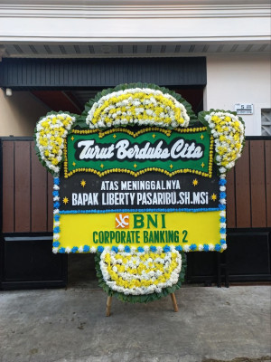 Papan Bunga Duka di Pela Mampang