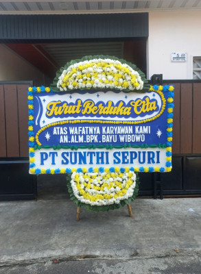 Papan Bunga Duka di Pela Mampang