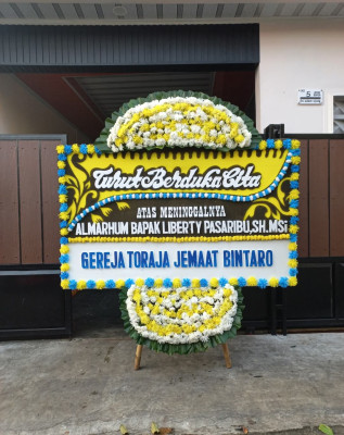 Papan Bunga Duka di Pela Mampang