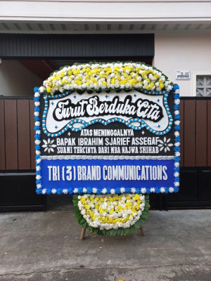 Papan Bunga Duka di Pela Mampang